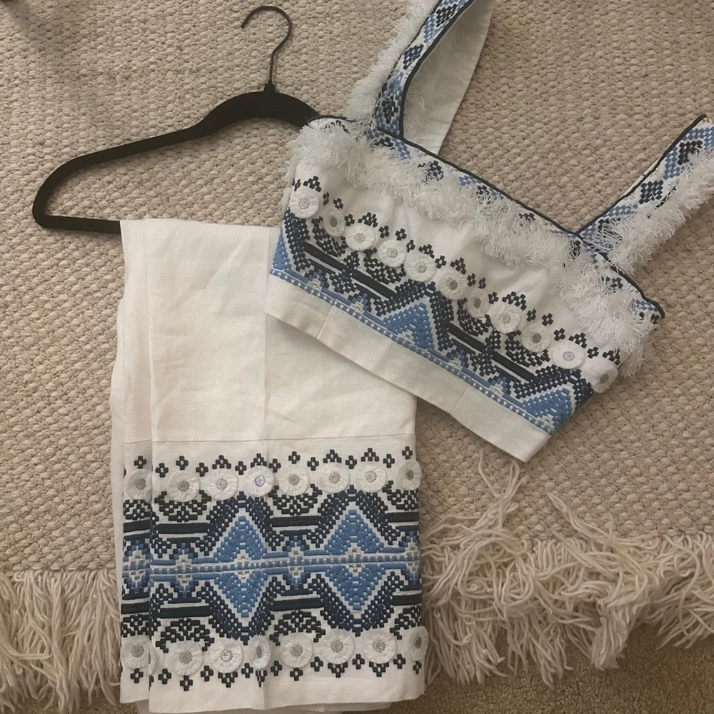 Alexis Set - Picture 5 of 5